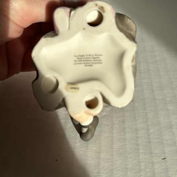 Kim Anderson You ought To Be in Pictures - Picture 6 of 6